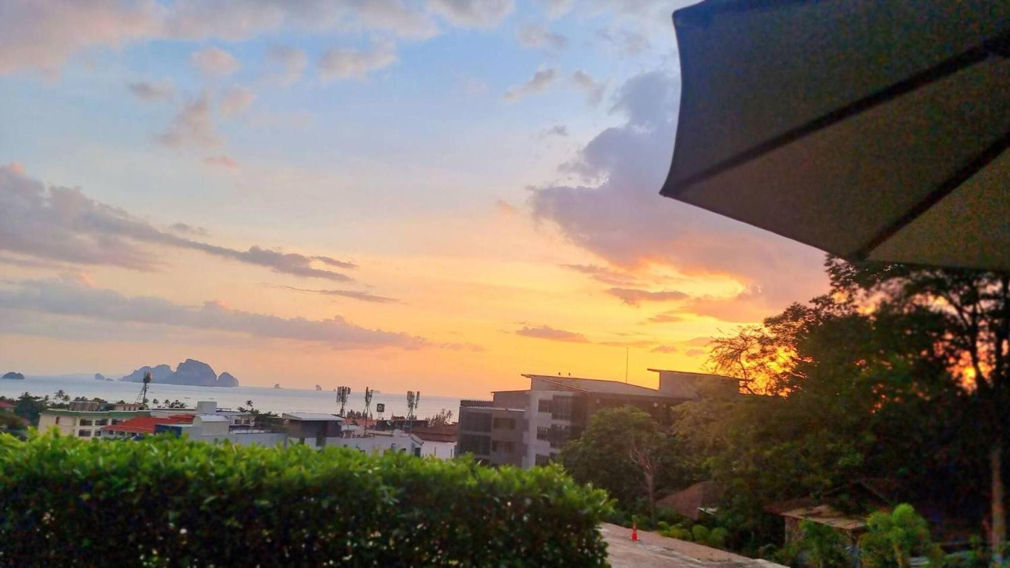Room In Apartment - A301- Forest View Corner Unit 1Br-1Bath Ao Nang Esterno foto