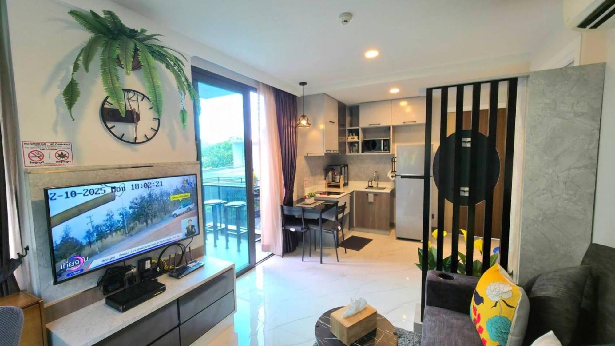 Room In Apartment - A301- Forest View Corner Unit 1Br-1Bath Ao Nang Esterno foto